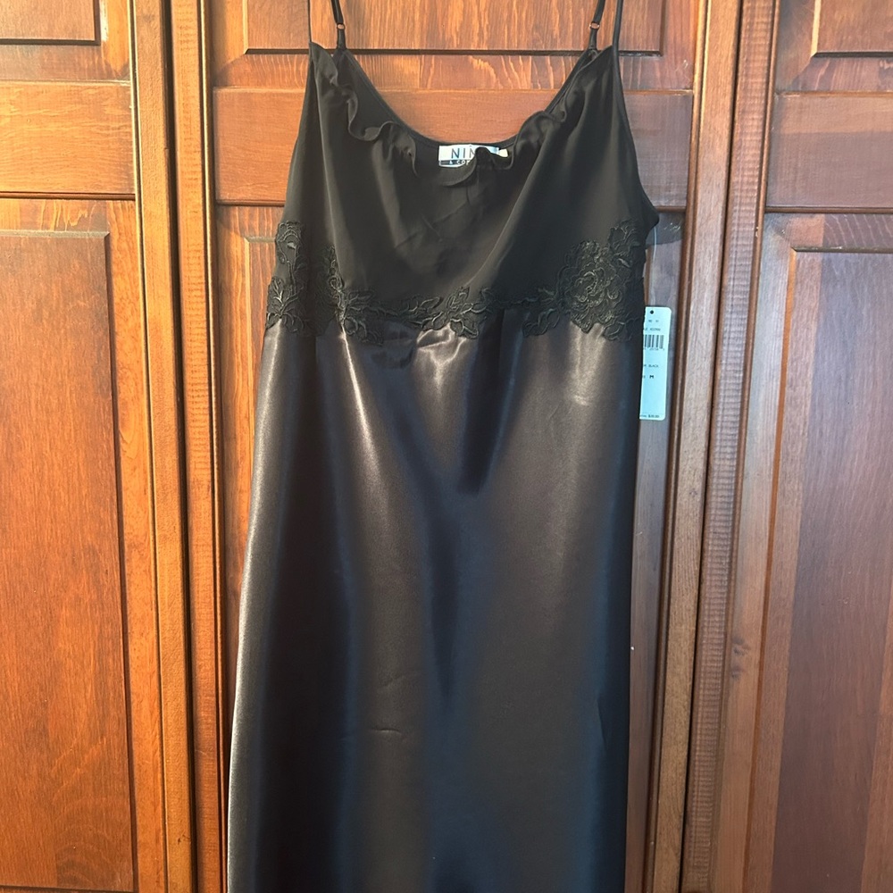 Nine West black short slip dress/nightie Spaghetti Straps size Medium